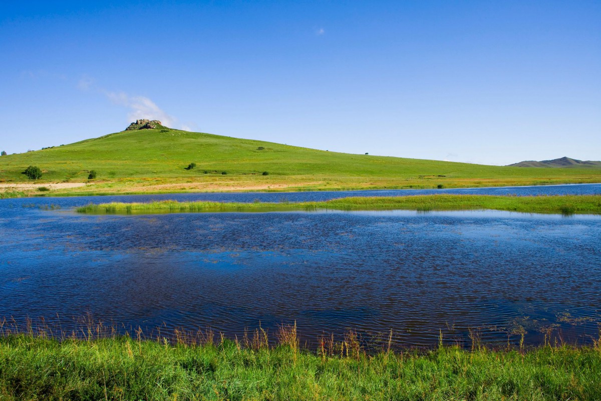 乌兰木统美丽湖泊壁纸 风景壁纸 高清风景图片 娟娟壁纸