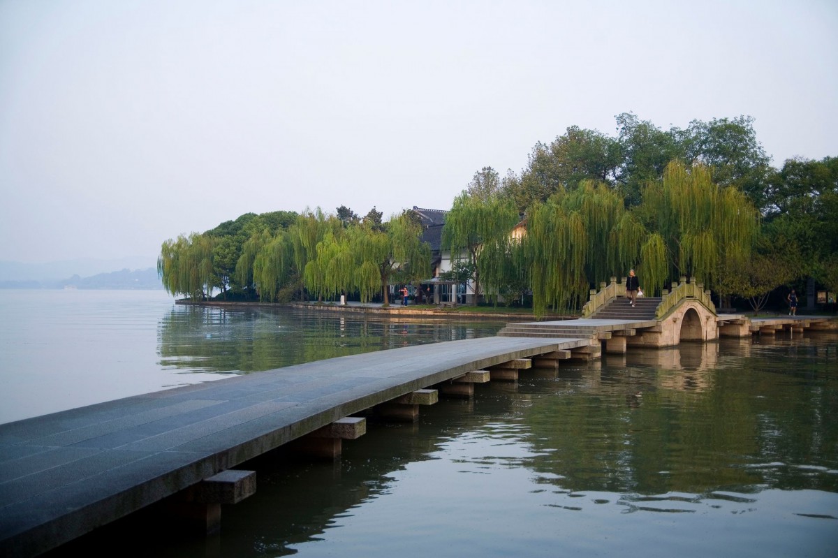 美丽的杭州西湖风光-风景壁纸-高清风景图片-娟娟壁纸