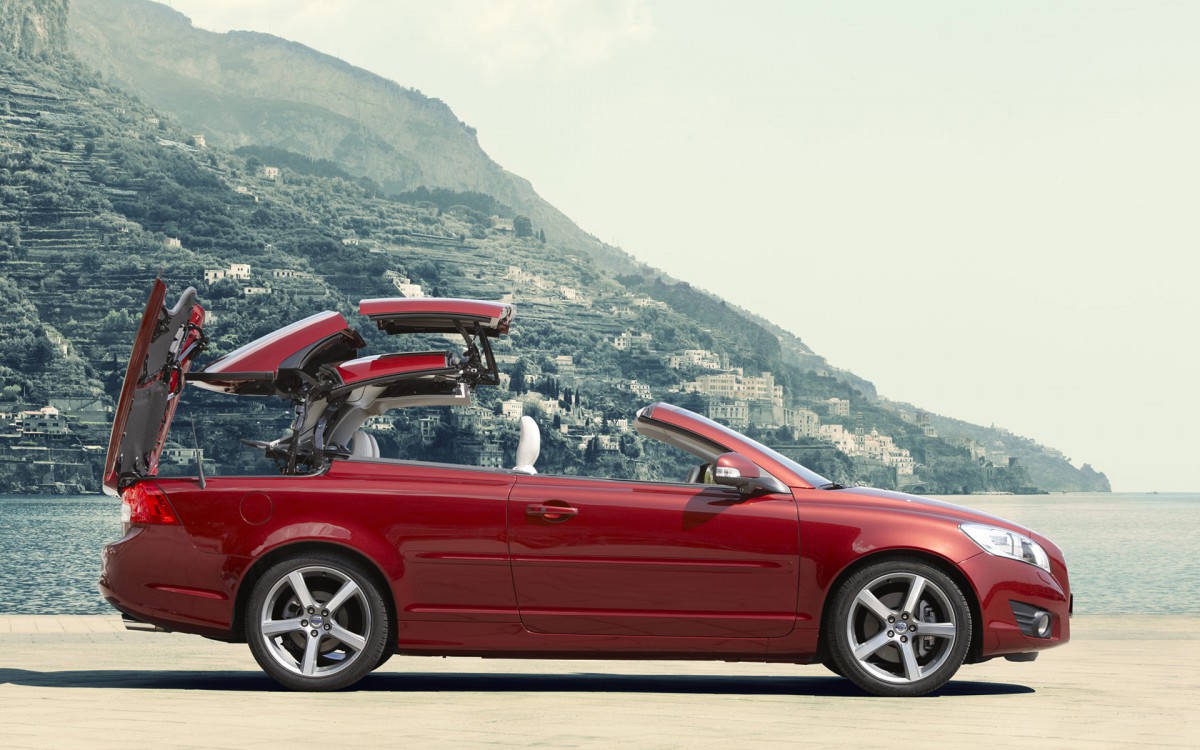 沃尔沃c70硬顶敞篷车215