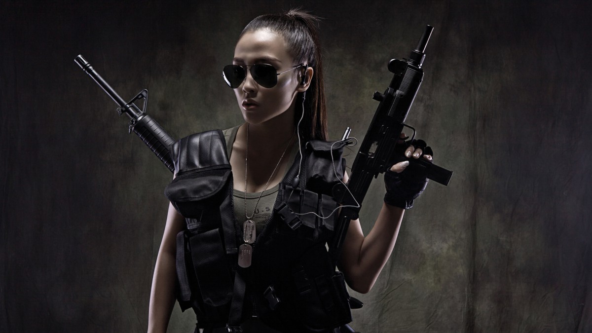 精英部队美丽桌面壁纸213