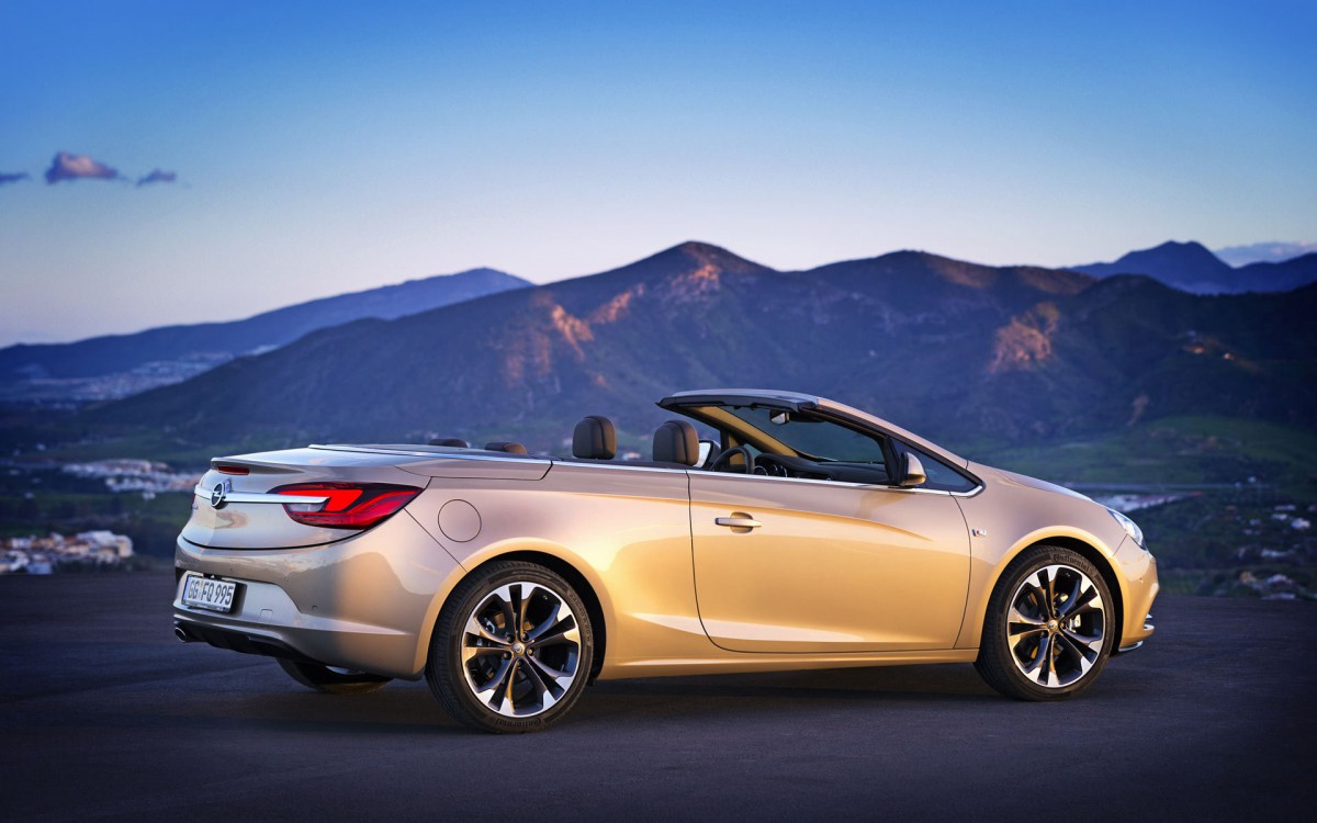 2013款欧宝cascada开蓬跑车壁纸119