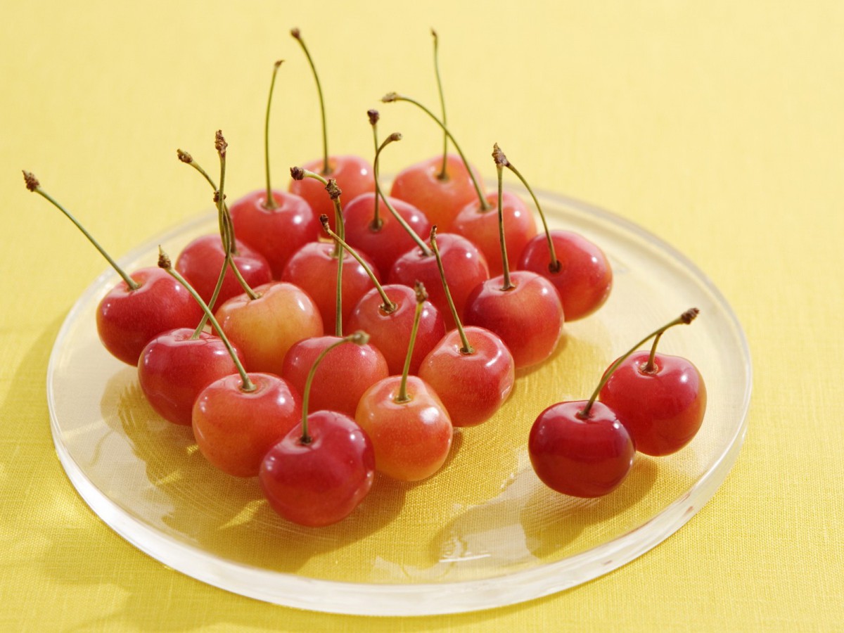 精美诱人的水果桌面壁纸1520