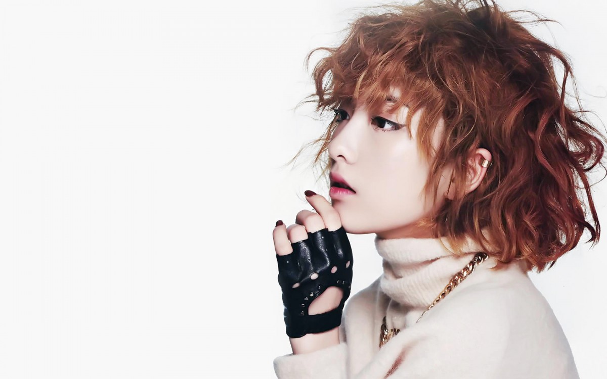 姜智英身材,分享一组女星模特图片给大家,图中的桌面壁纸壁纸会