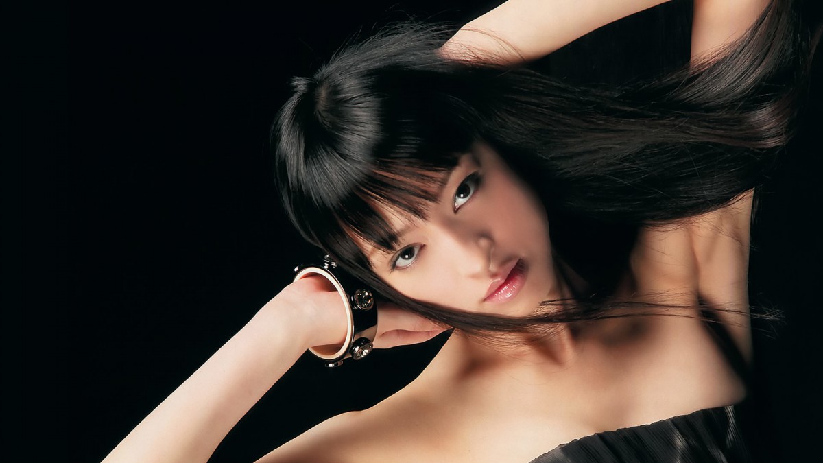 栗山千明高清图片壁纸(4/8)