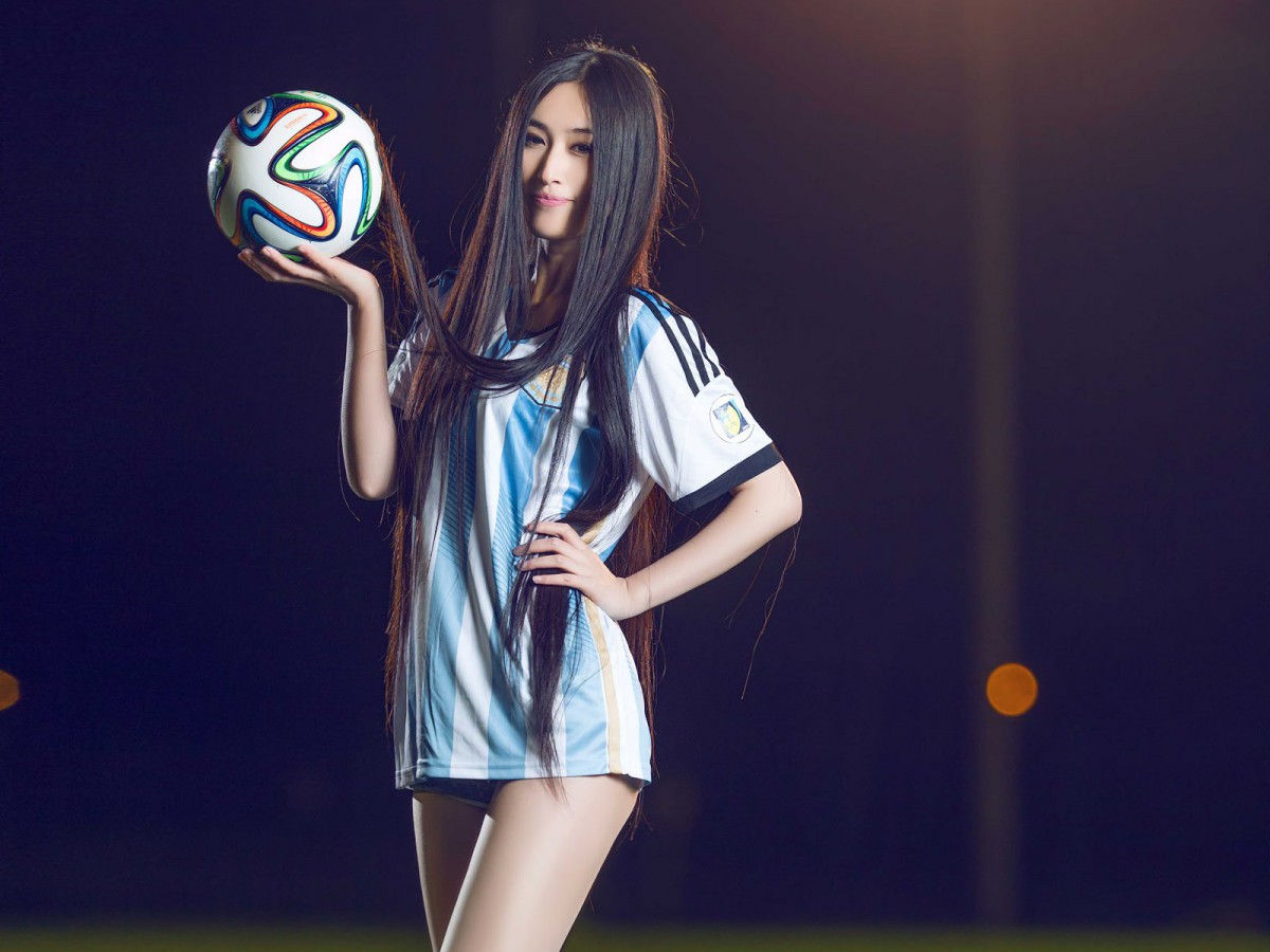 世界杯足球宝贝32强壁纸(2/32)