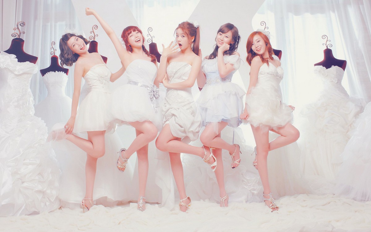 韩国美女组合图片壁纸(3/11)