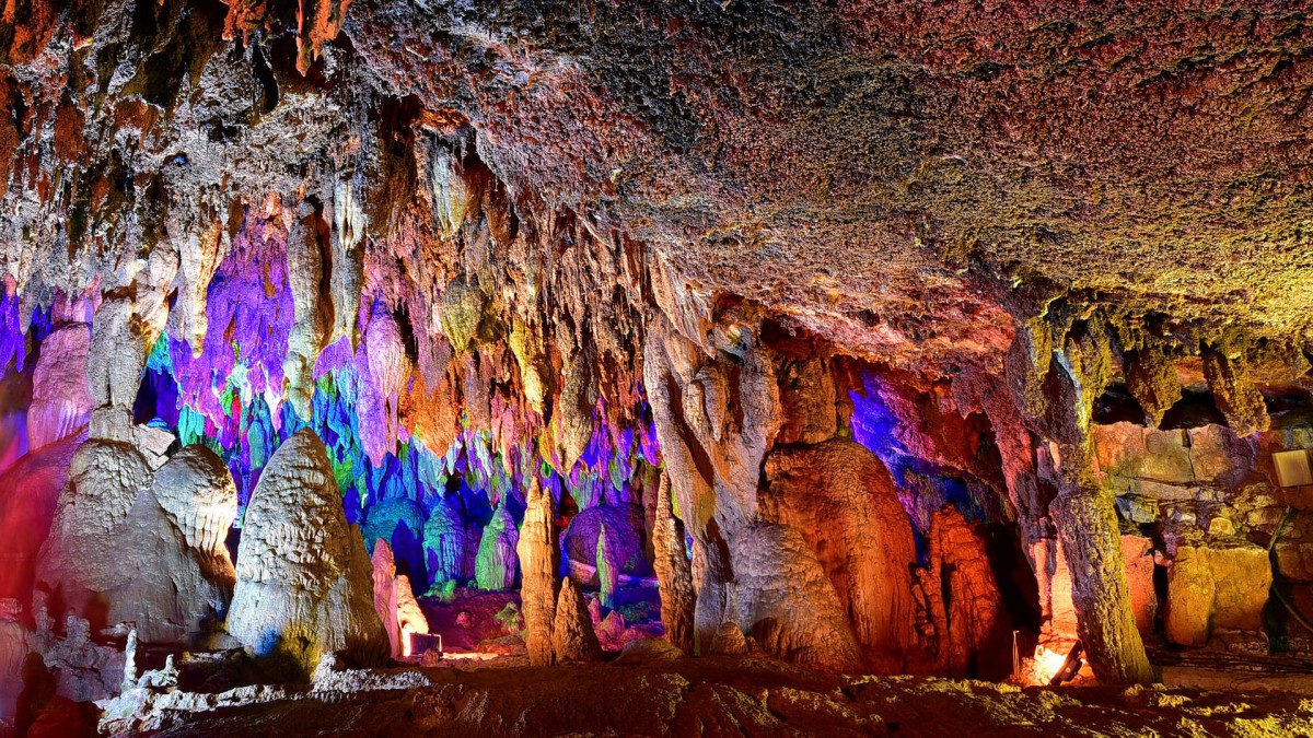 云南九乡溶洞图片(12/12)