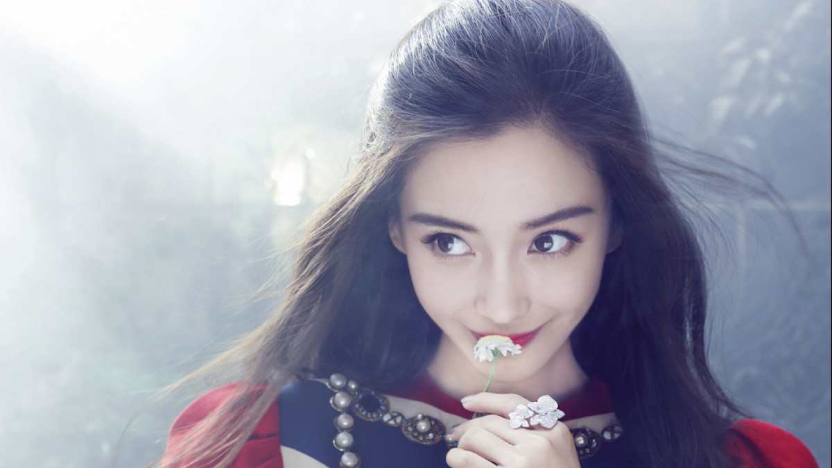 杨颖angelababy时尚芭莎写真壁纸66