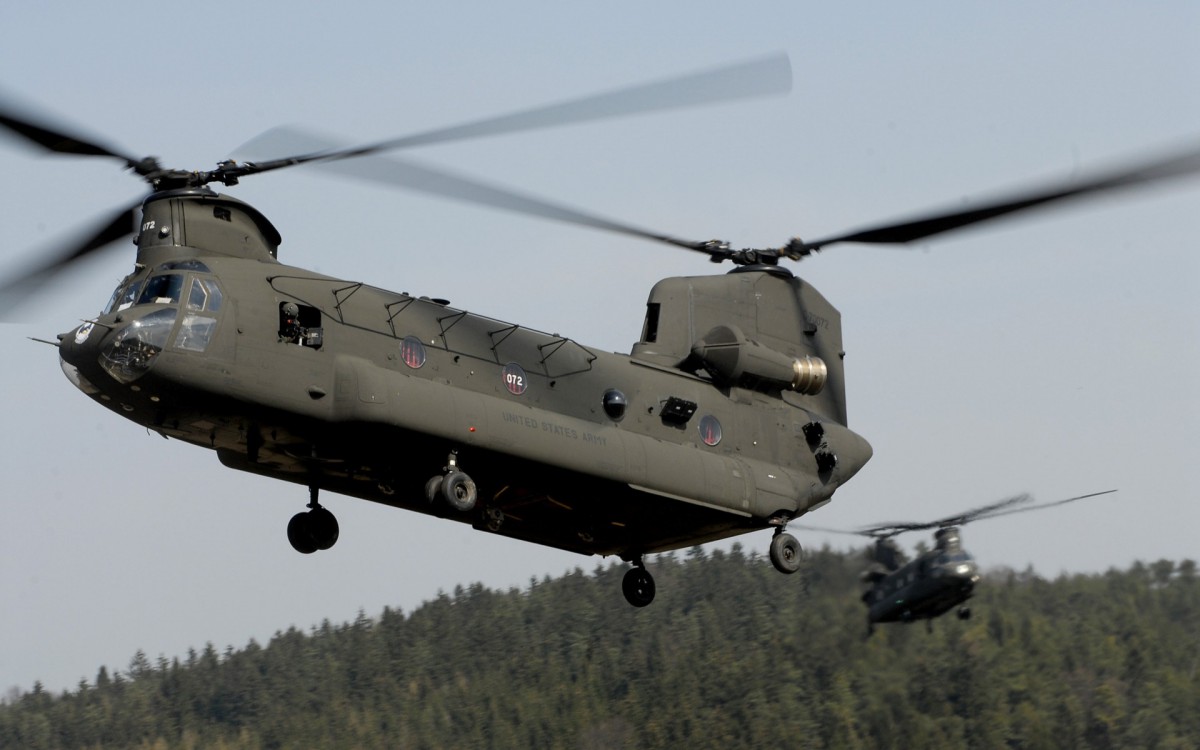 ch-47支奴干运输直升机(7/8)