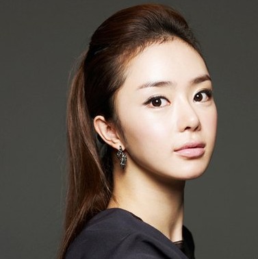 最新职场女性发型优雅ol发型设计