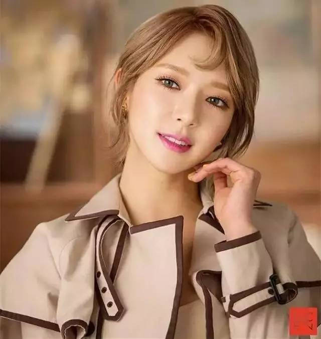 女生逗号刘海图片大全逗号刘海怎么吹简单教程