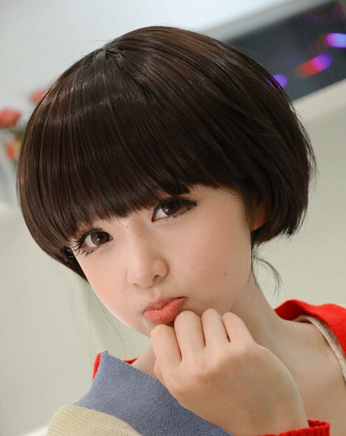 蘑菇头女生发型图片超清纯可爱