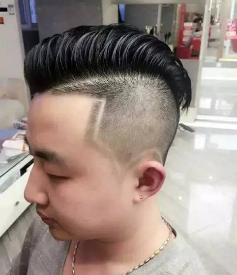 男生剪什么发型最帅男人帅气的短发发型图片