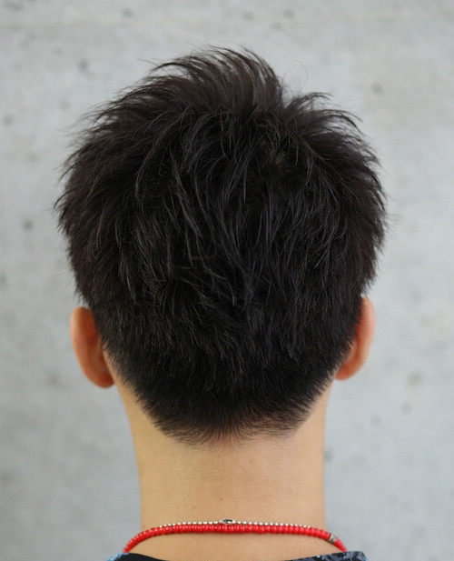 椭圆脸男生短发发型设计三面效果图