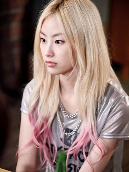 全秀珍在剧中扮演宋智孝的妹妹.