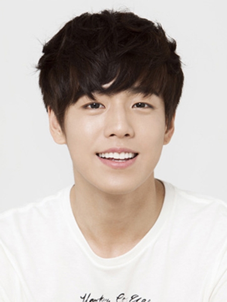 韩国男星李玹雨发型怎么弄,男明星图片,发型图片