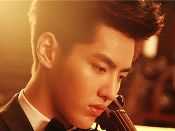 吴亦凡有一个地方帅气发型图片