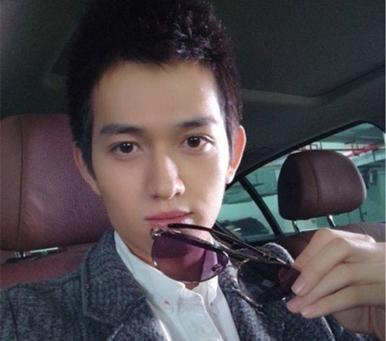 杀姐姐马可最帅发型照