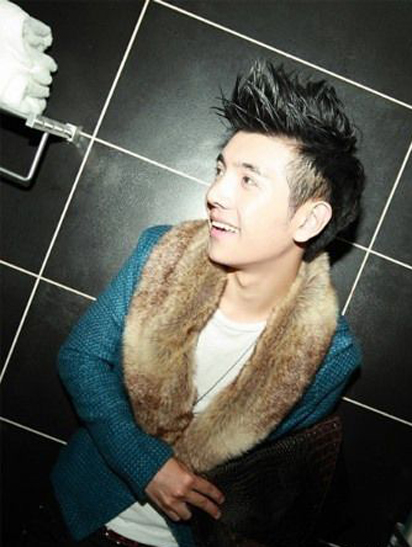 淘宝男模斜朋克飞机头烫发