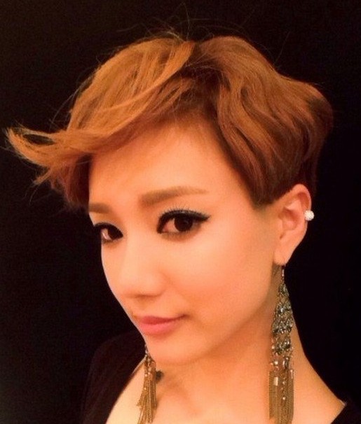 王君馨最新气质短发发型图片,女明星图片,发型图片