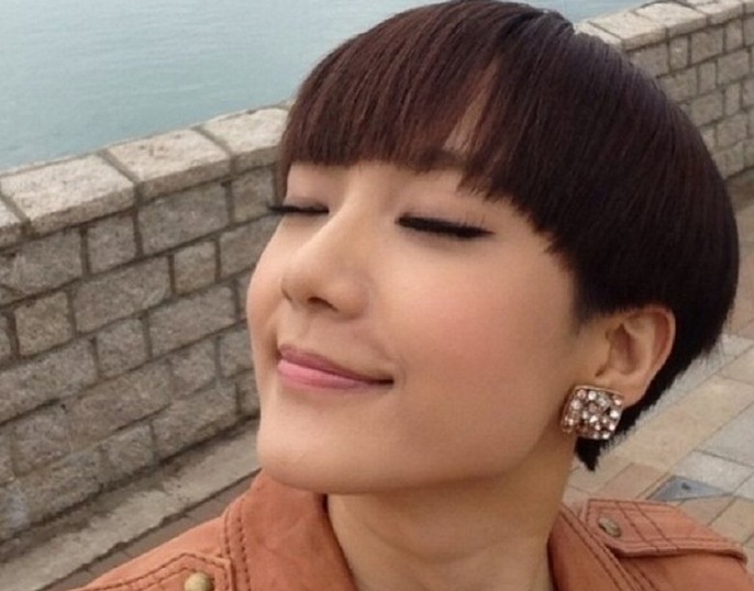 王君馨最新气质短发发型图片