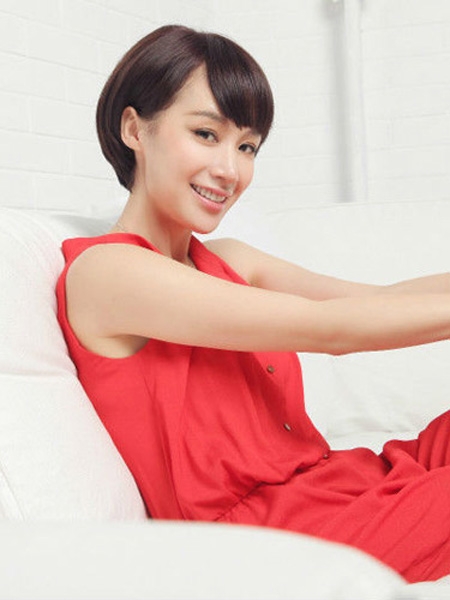 圆脸变锥子脸美丽背后姚芊羽整容前后发型照片对比