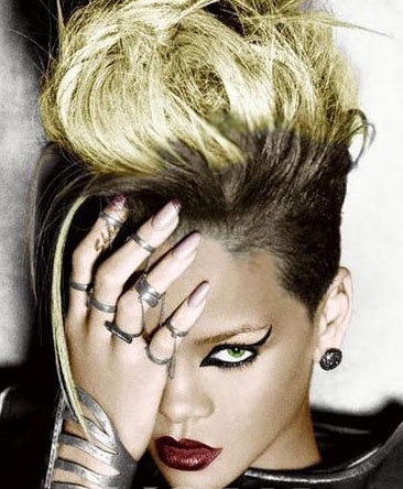 曝蕾哈娜最新短发造型惊艳霸气