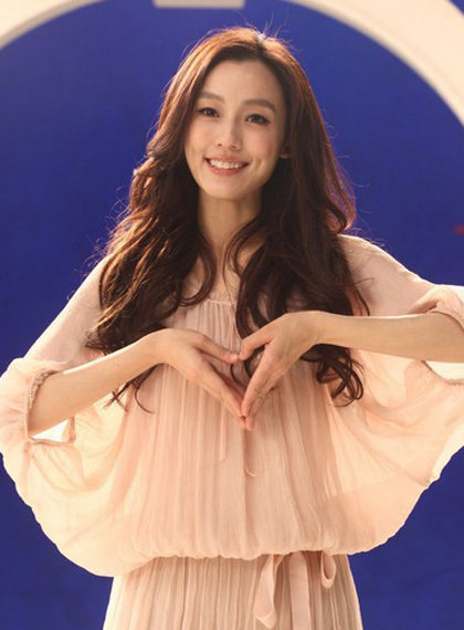 范玮琪时尚长发发型图片