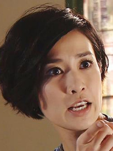 使徒行者佘诗曼朋克短发干练不失女人味
