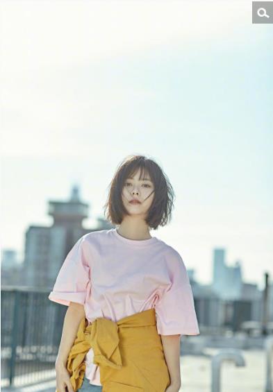 谭松韵短发自拍少女感十足,女明星图片,发型图片