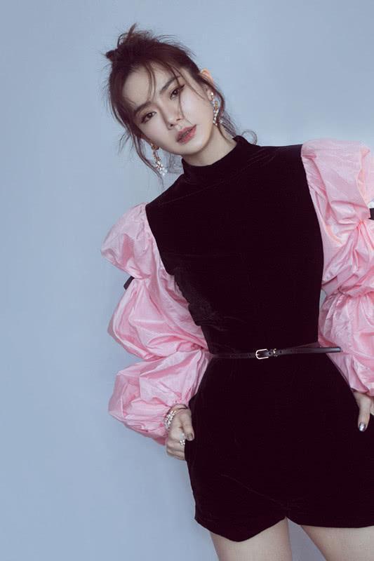 戚薇泡面头少女感十足,女明星图片,发型图片