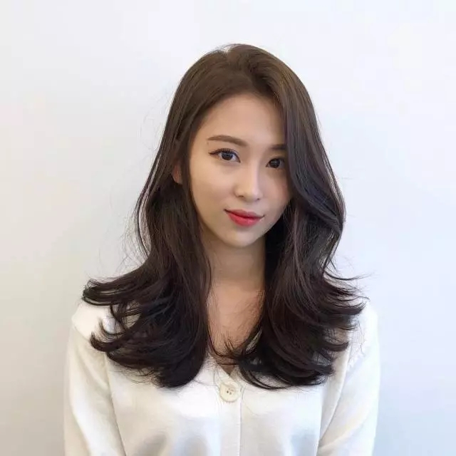 网红八字刘海中长发微卷