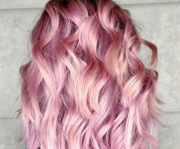 有一种粉色叫千禧粉它是春夏最酷的发色