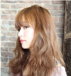 人气齐刘海长卷发图片,卷发图片,发型图片