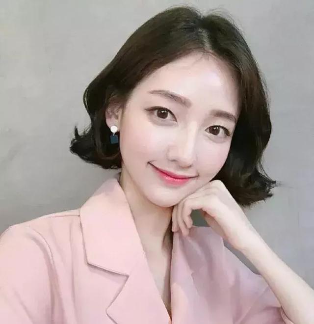 s型短卷发齐肩修颜美美哒,短发图片,发型图片