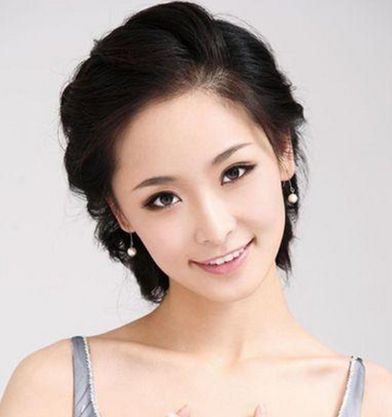 最新流行韩式气质盘发图片,盘发图片,发型图片