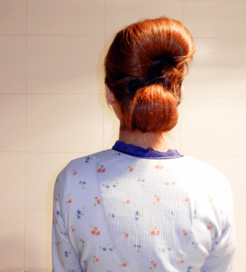 步骤十一:撒花,完成了哦,非常的好看的日本和服盘发,而且在生活中也是