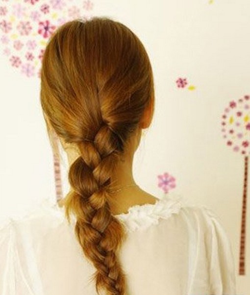 最优雅麻花辫低盘发髻教程图解片