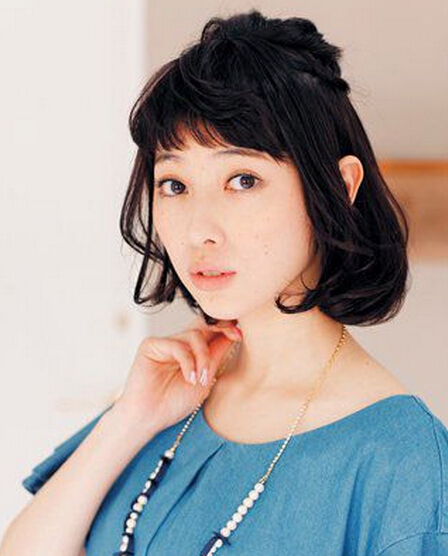 好看的短发公主头扎法图解片