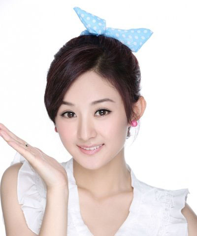高圆圆扎丸子头发型