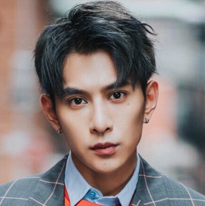 男士发质粗硬合适什么发型,男生发型图片,发型图片