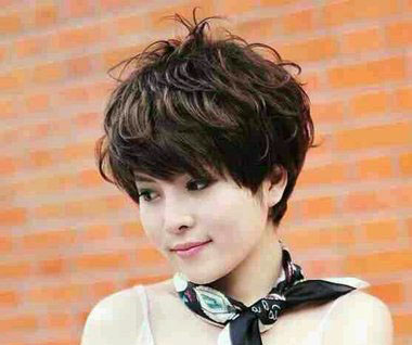 短发纹理烫发尾翘了怎么办短发怎么打理出空气感纹理感