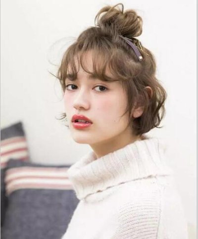 八爪鱼发型怎么扎