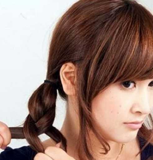 韩式优雅风侧扎丸子头步骤