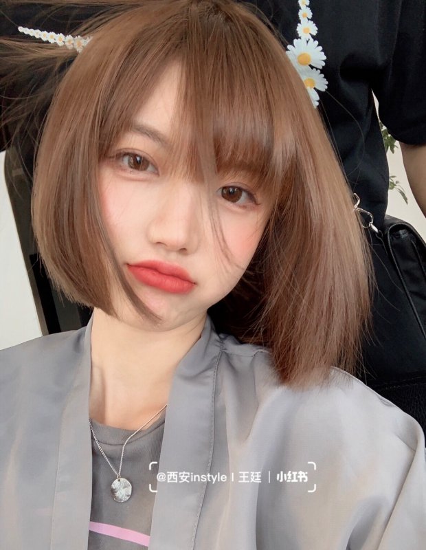 圆脸发型推荐 显脸小发型 显白发色 初恋发型—适合圆脸肉脸女生的