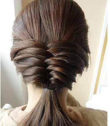 鱼骨麻花辫的编法怎么编小麻花辫子