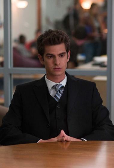 > 安德鲁·加菲尔德《社交网络》人物海报剧照图片(3/6)