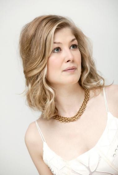 英国女演员裴淳华写真高清图片27