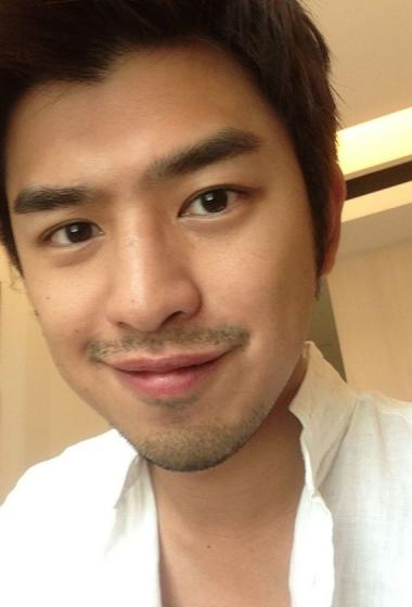 陈柏霖帅气自拍堪称自拍界的范本614