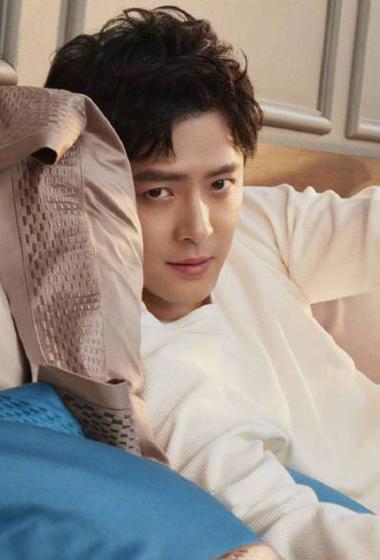 付辛博慵懒帅气居家写真图片99